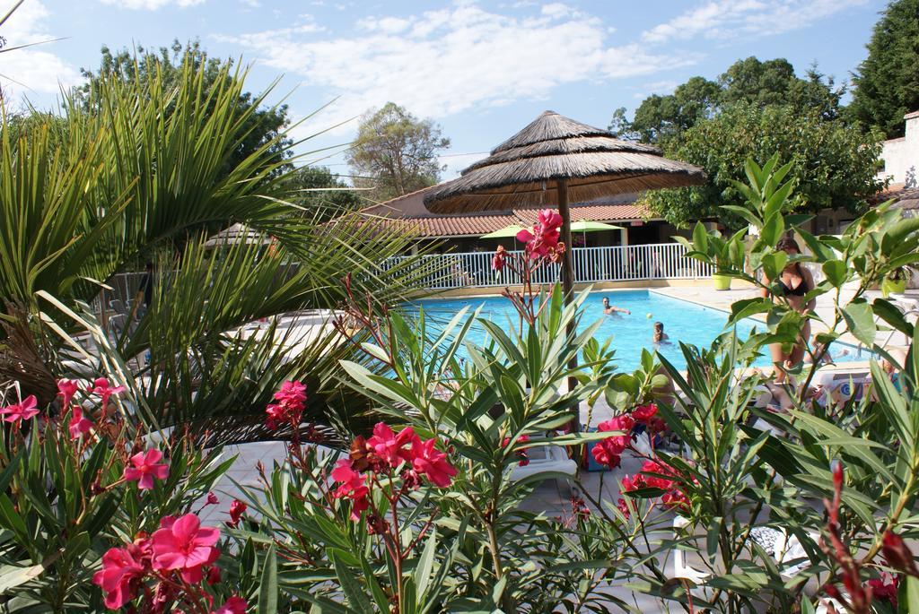 Camping L' Arlesienne Hotel Exterior photo